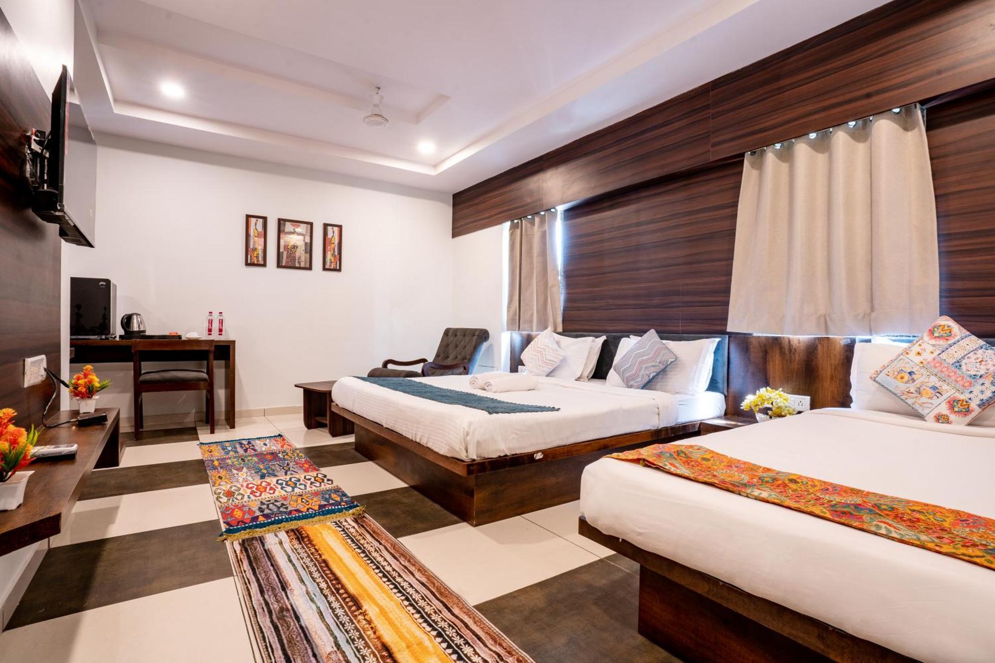 Hotel Naman Udajpur Zewnętrze zdjęcie