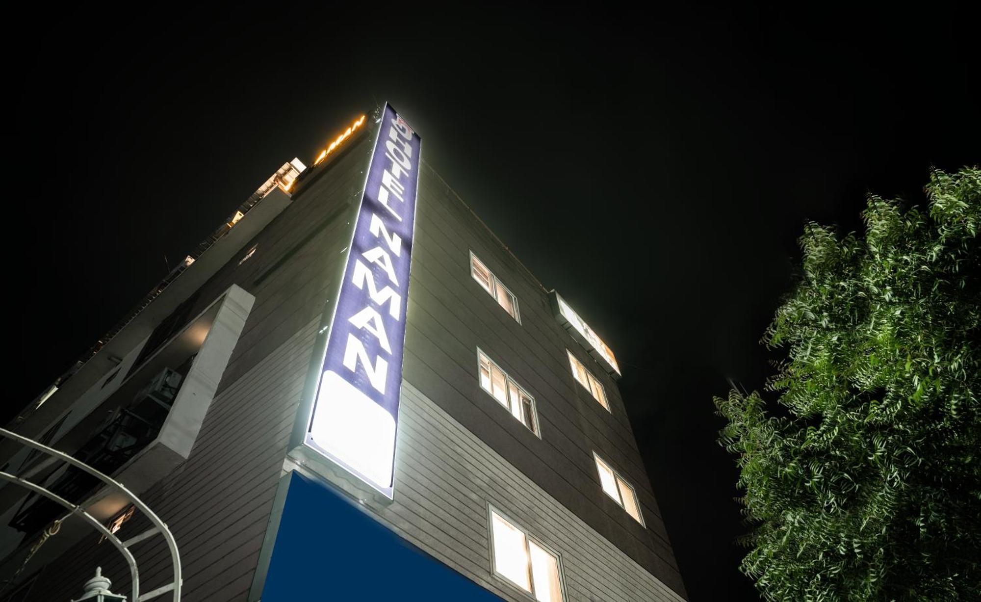 Hotel Naman Udajpur Zewnętrze zdjęcie